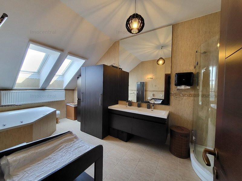 Penthouse spectaculos/4 parcari/ terasa - View uimitor