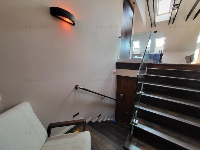 Penthouse spectaculos/4 parcari/ terasa - View uimitor