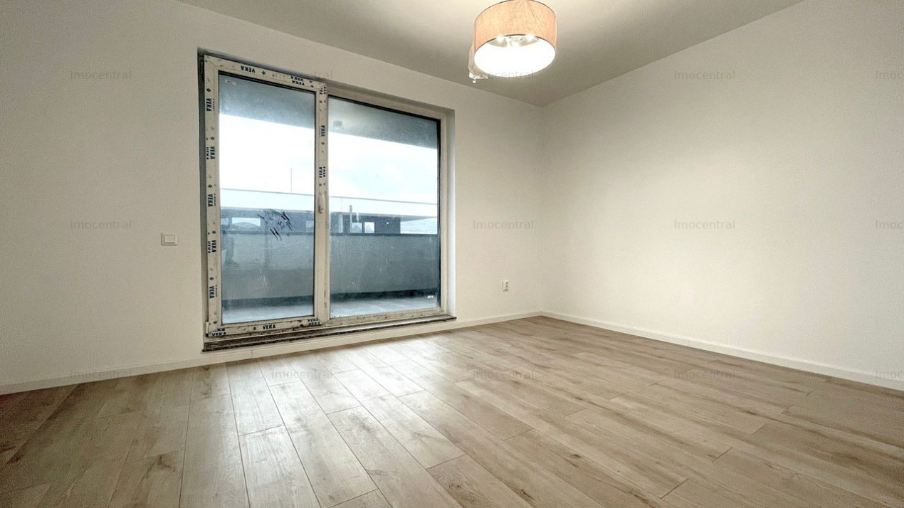 Vanzare 2 camere ultrafinisat + terasa 25mp