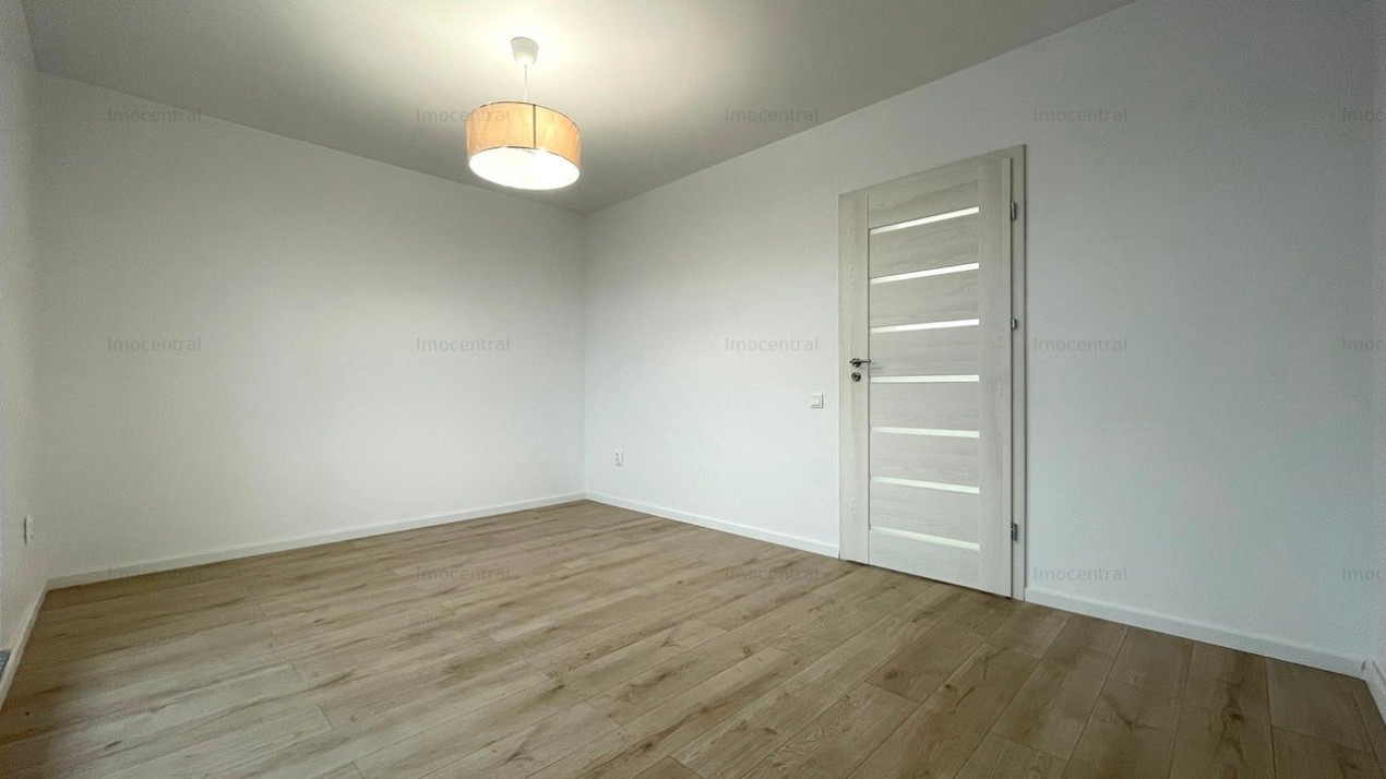 Vanzare 2 camere ultrafinisat + terasa 25mp