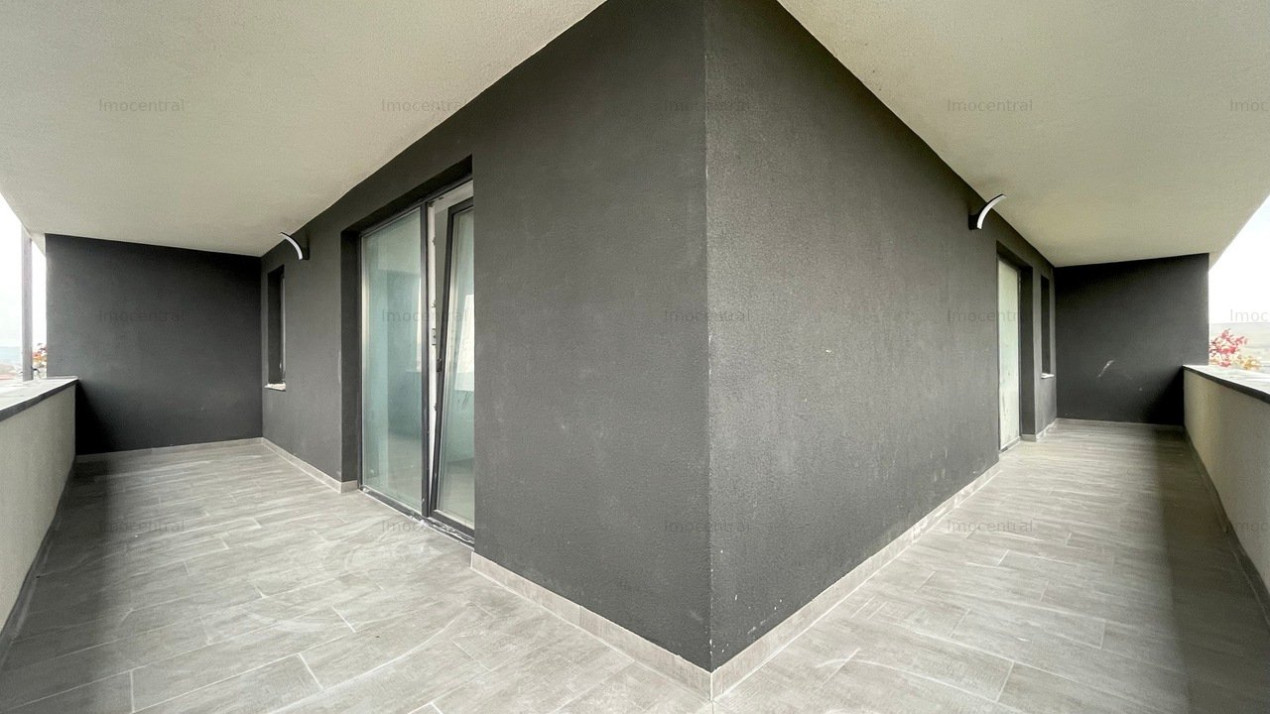 Vanzare 2 camere ultrafinisat + terasa 25mp