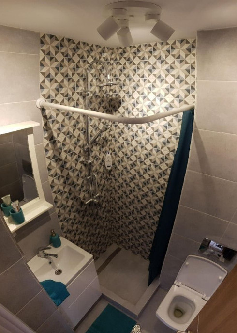 INCHIRIERE Apartament 3 camere decomandate modern - Zona foarte buna