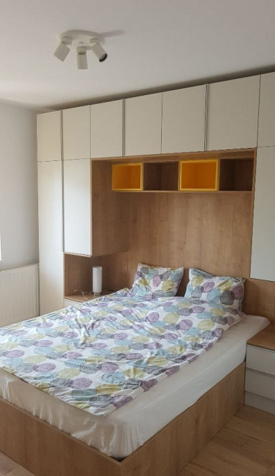 INCHIRIERE Apartament 3 camere decomandate modern - Zona foarte buna