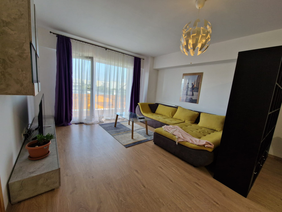 Apartament cu terasa la etajul 7, jacuzzi, panorama superba, în Viva City