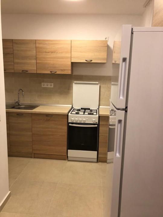 Inchiriere casa cu 3 camere pe 2 nivele