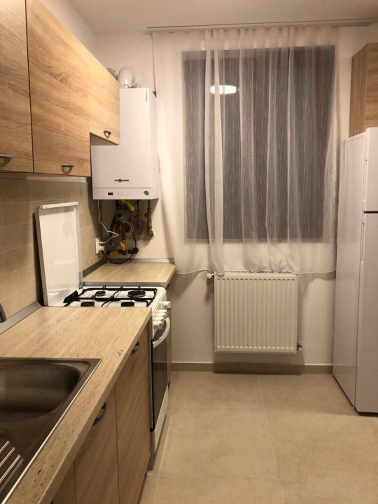 Inchiriere casa cu 3 camere pe 2 nivele