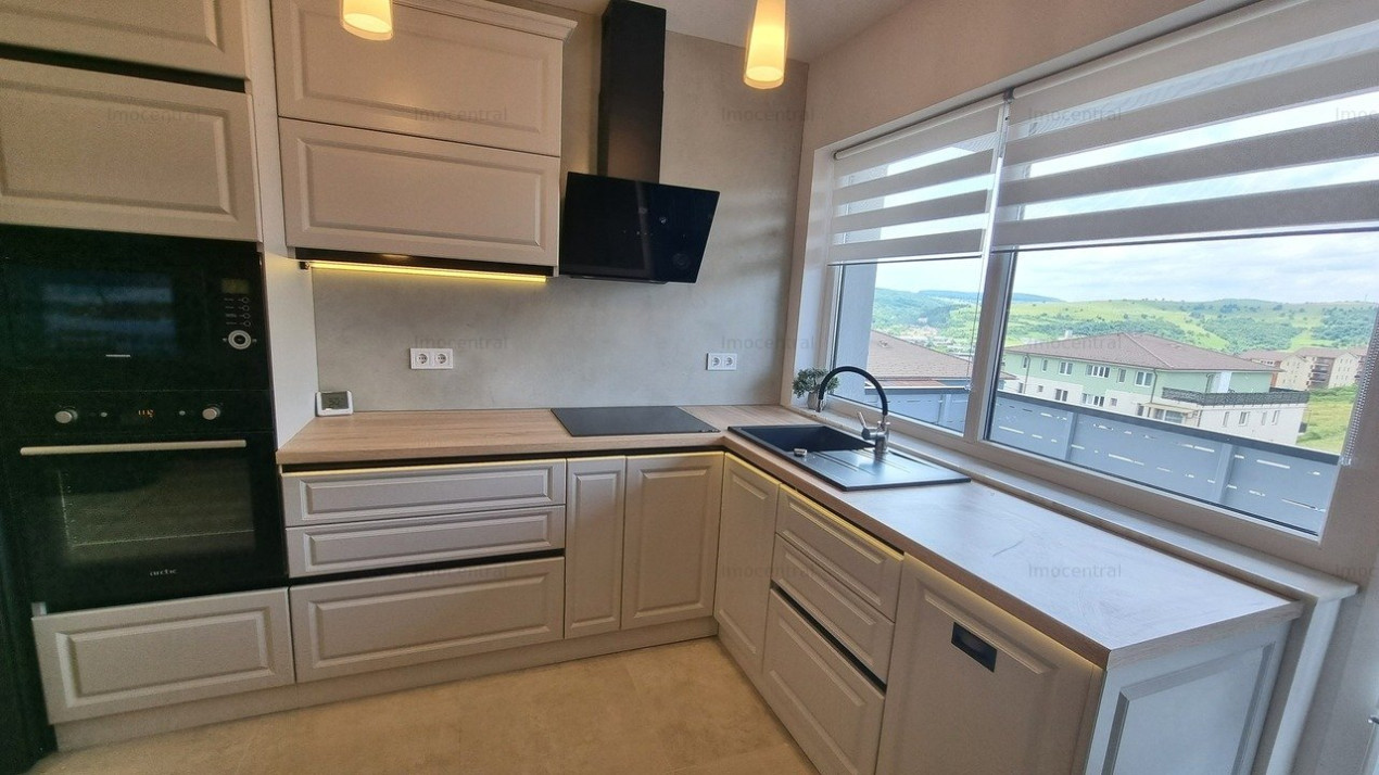 Apartament modern cu 3 camere + parcare