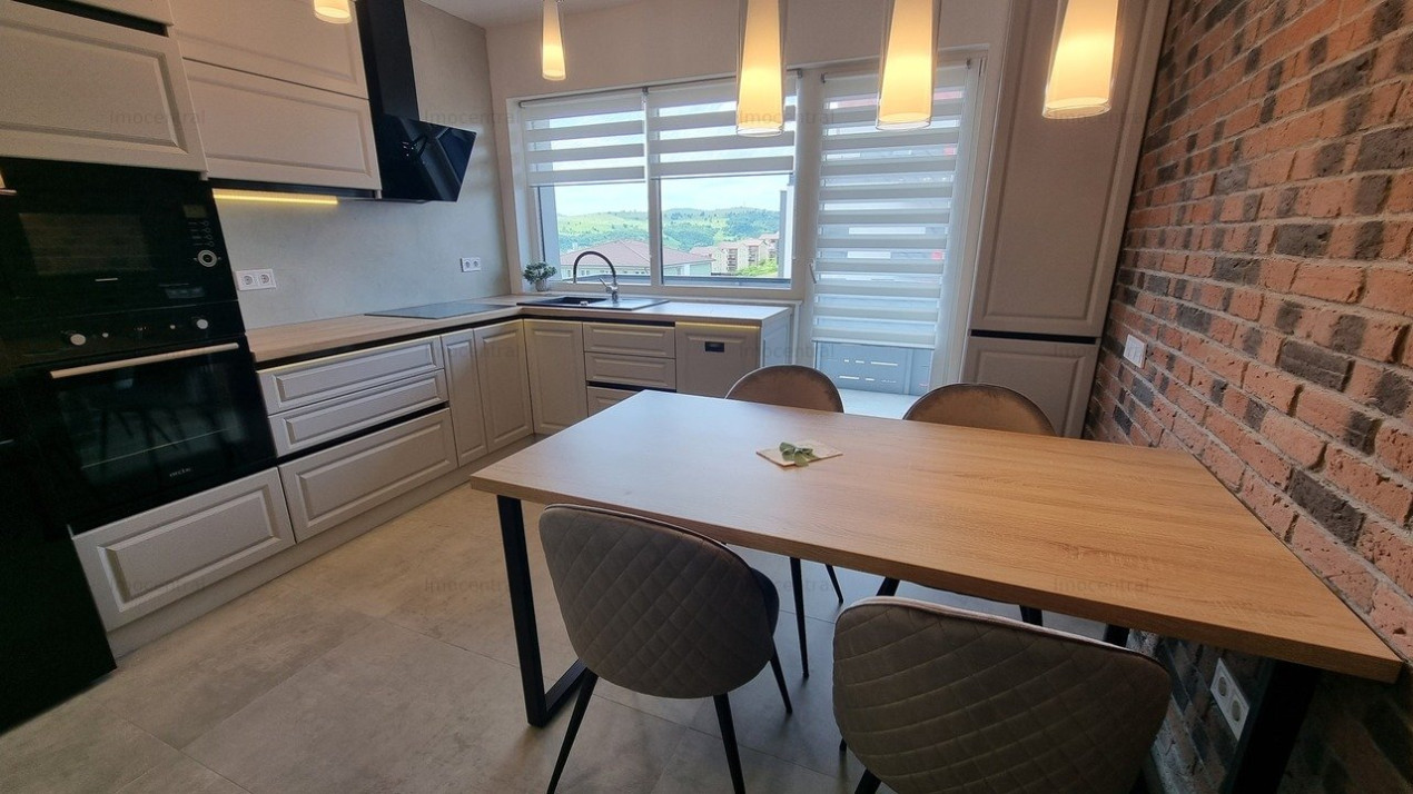 Apartament modern cu 3 camere + parcare