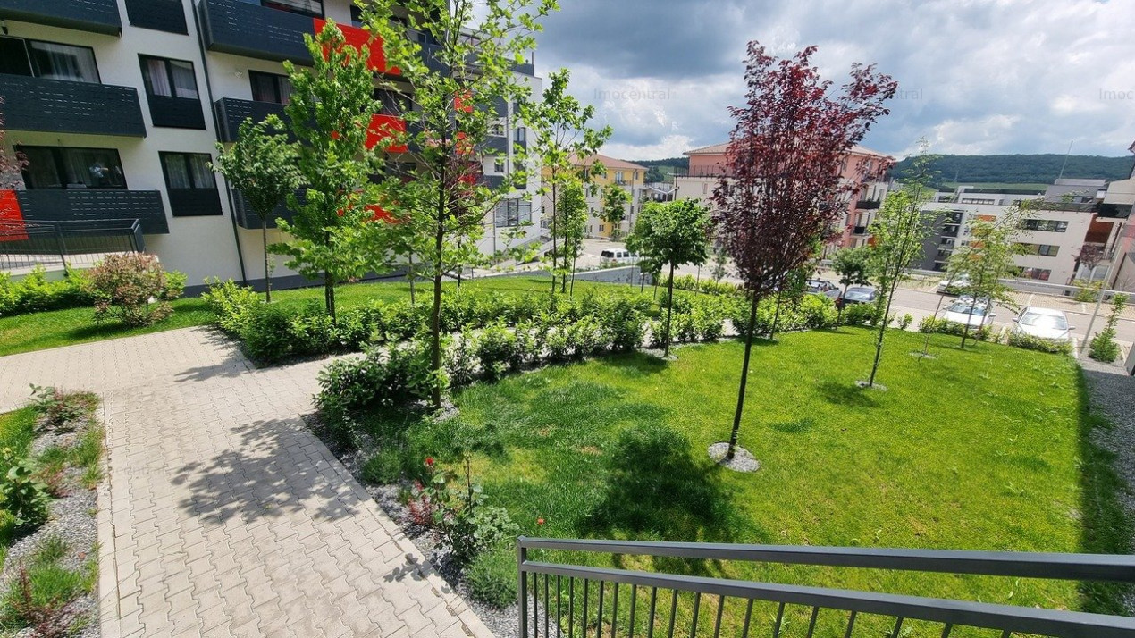 Apartament modern cu 3 camere + parcare