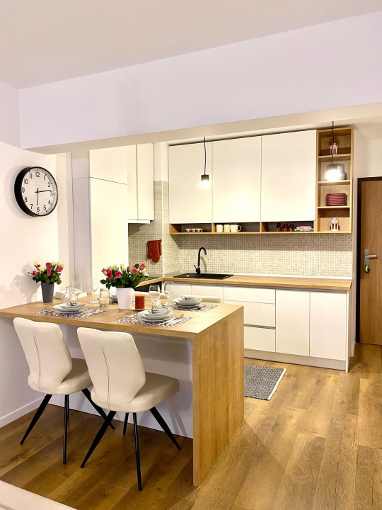 3 camere, 2 bai, terasa spatioasa - amenajare moderna - Viva City