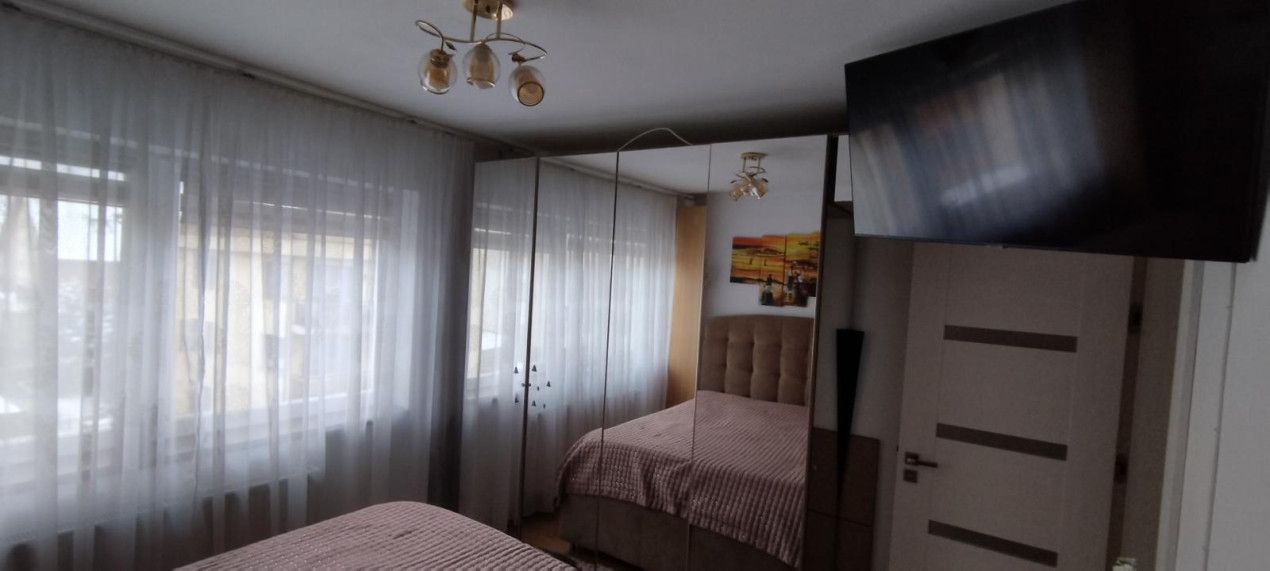 Apartament 2 camere cu priveliște zona Bună Ziua