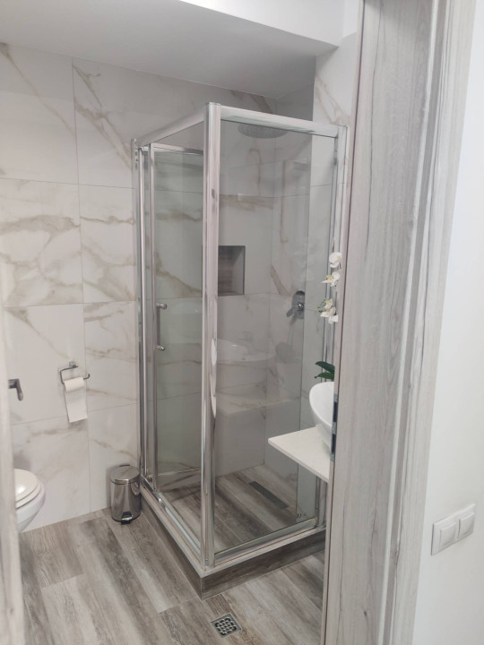 Inchiriere Apartament modern bloc nou 3 camere - Gheorgheni