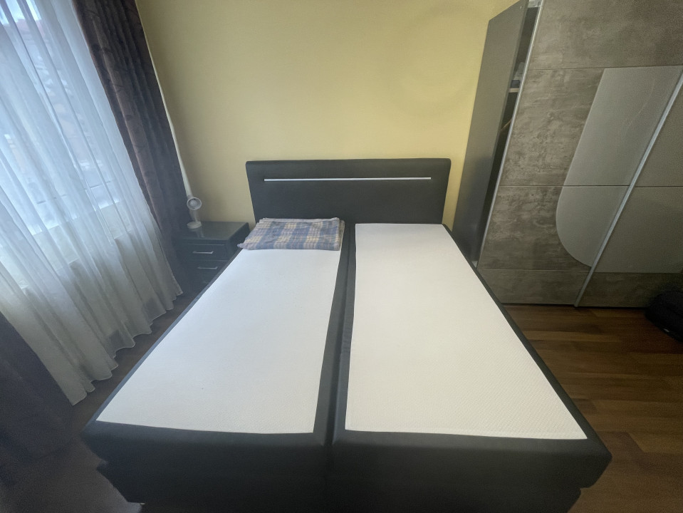 Vânzare 2 camere cu balcon 10 mp și garaj 