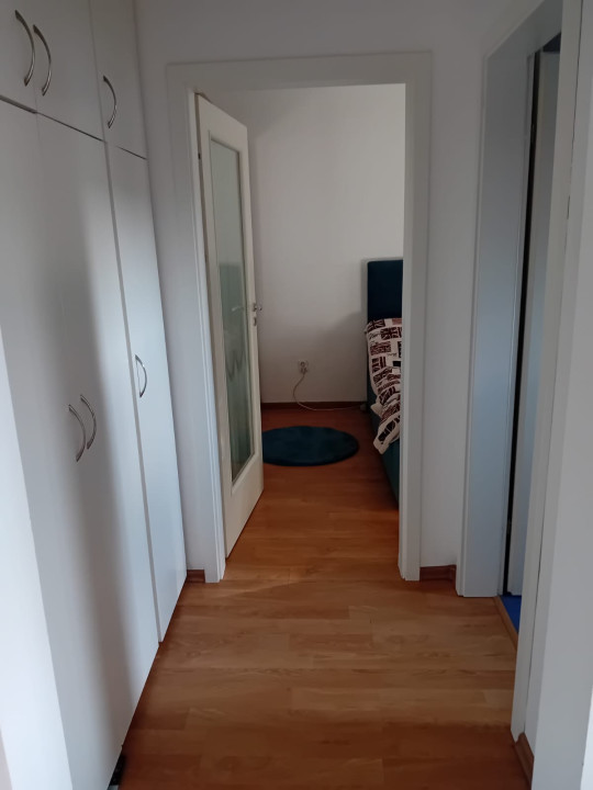 Vânzare 3 camere | zona Uniirii | etaj intermediar