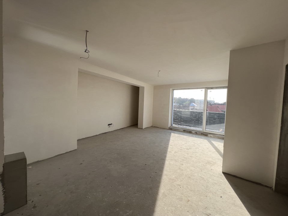 ZONA CENTRALĂ! Apartament 2 camere, parcare subterană inclusă, bloc nou