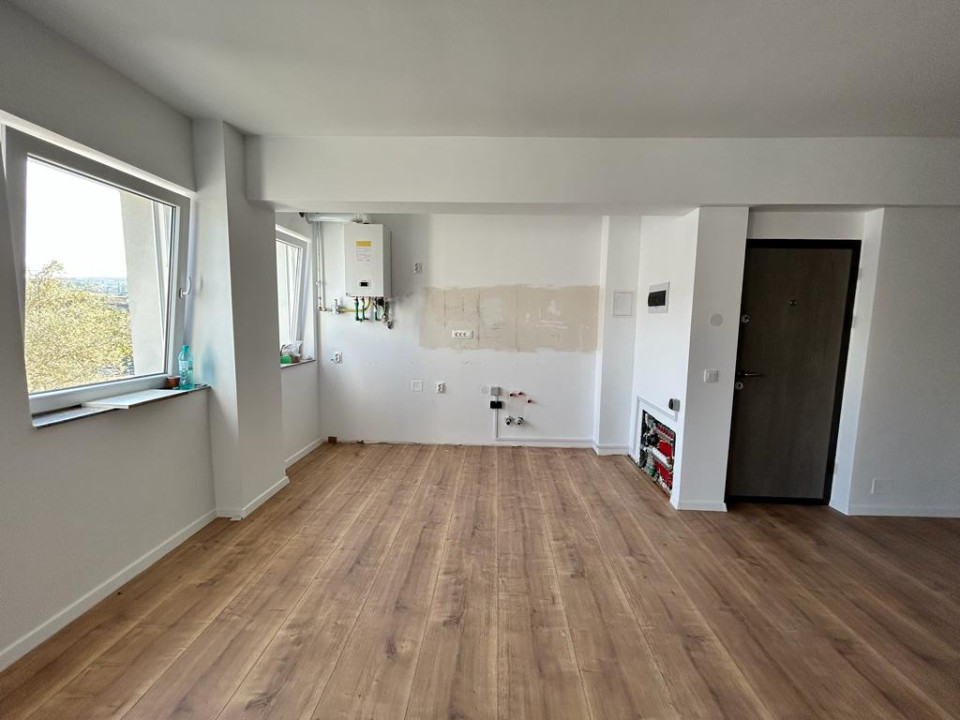 Spatiu birou de inchiriat cu 3 camere, Valea Chintaului, Beta Residence, Cluj