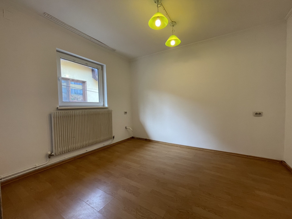 Casă 5 camere pe Dorobanților lângă Platinia