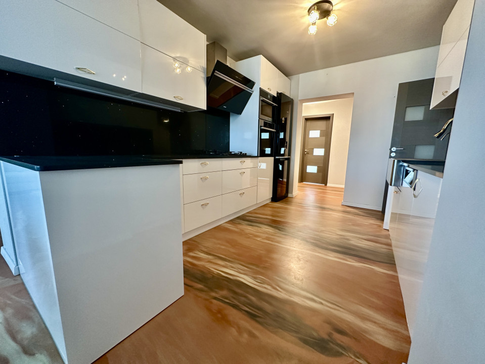 Duplex cu piscină și priveliște panoramică în Feleac