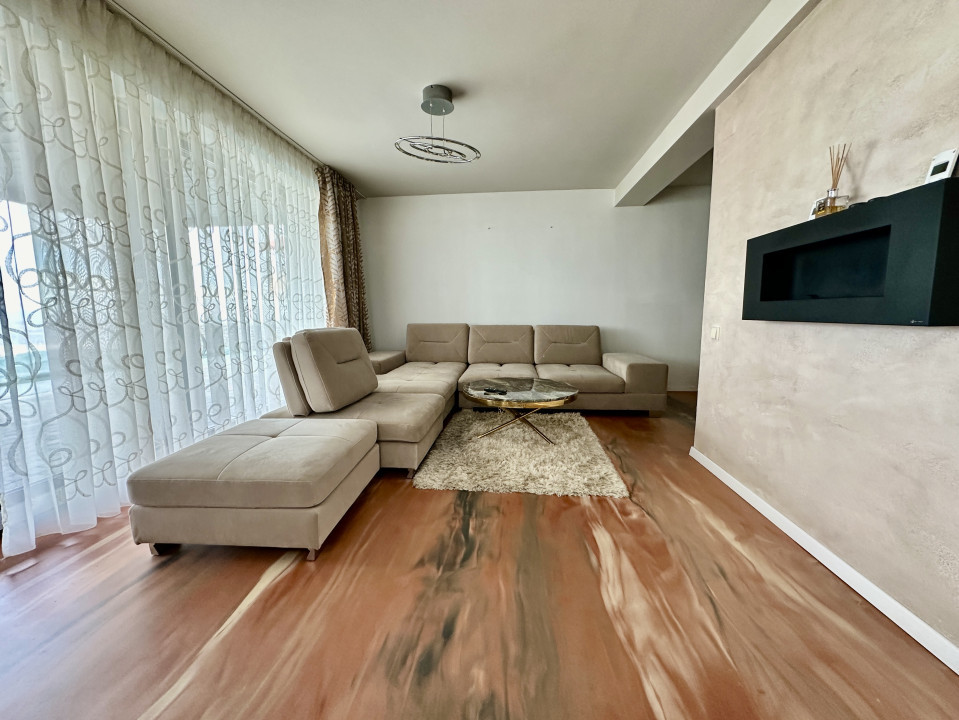 Casa cu vedere panoramica și piscina Feleacu