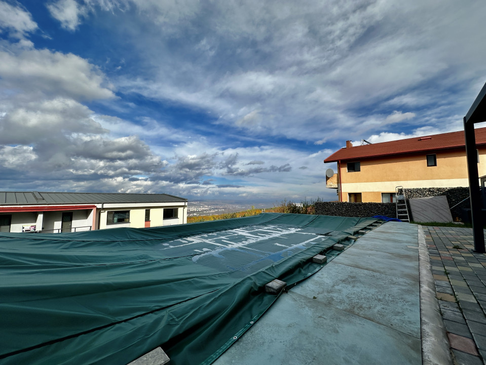 Casa cu vedere panoramica și piscina Feleacu