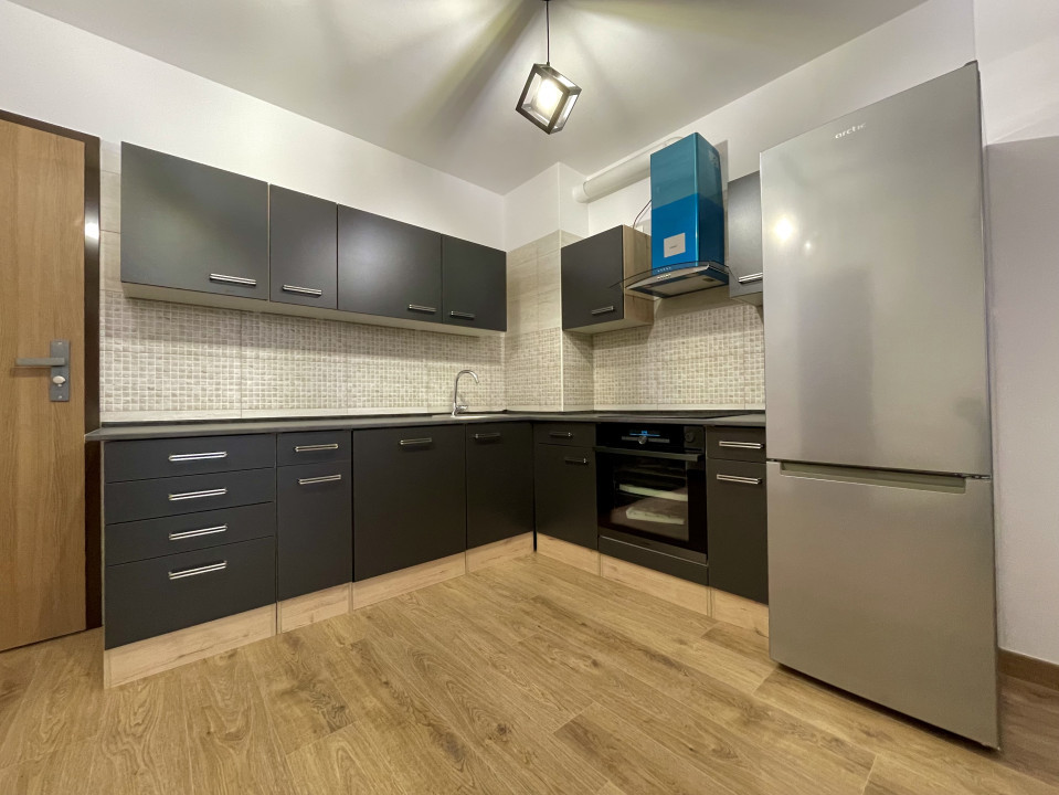 Apartament 52mp la prima inchiriere si parcare in Viva City