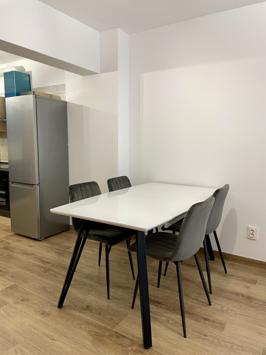 Apartament 52mp la prima inchiriere si parcare in Viva City