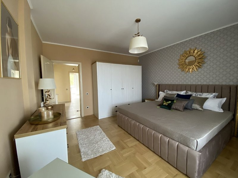 PENTHOUSE de lux 3 camere, cu terasa str. Fagului 