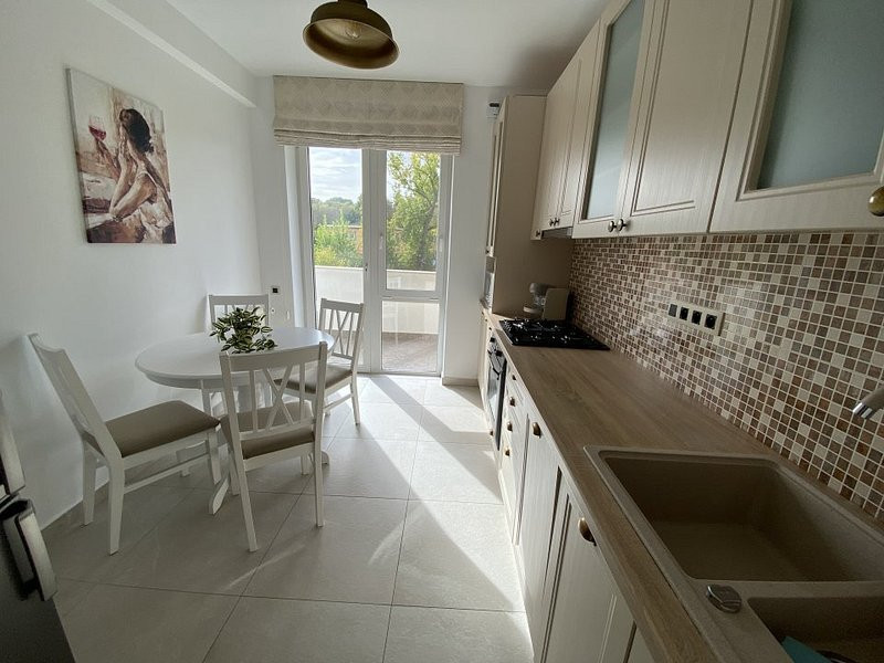 PENTHOUSE de lux 3 camere, cu terasa str. Fagului 