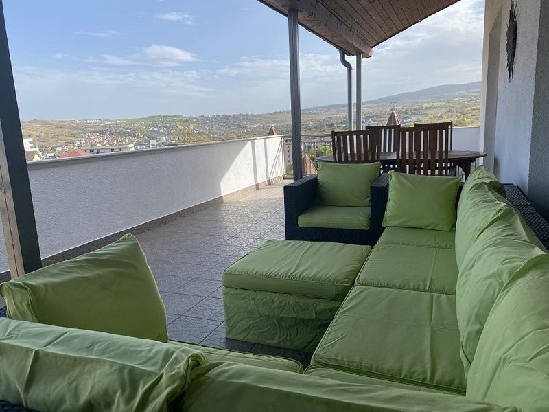 PENTHOUSE de lux 3 camere, cu terasa str. Fagului 