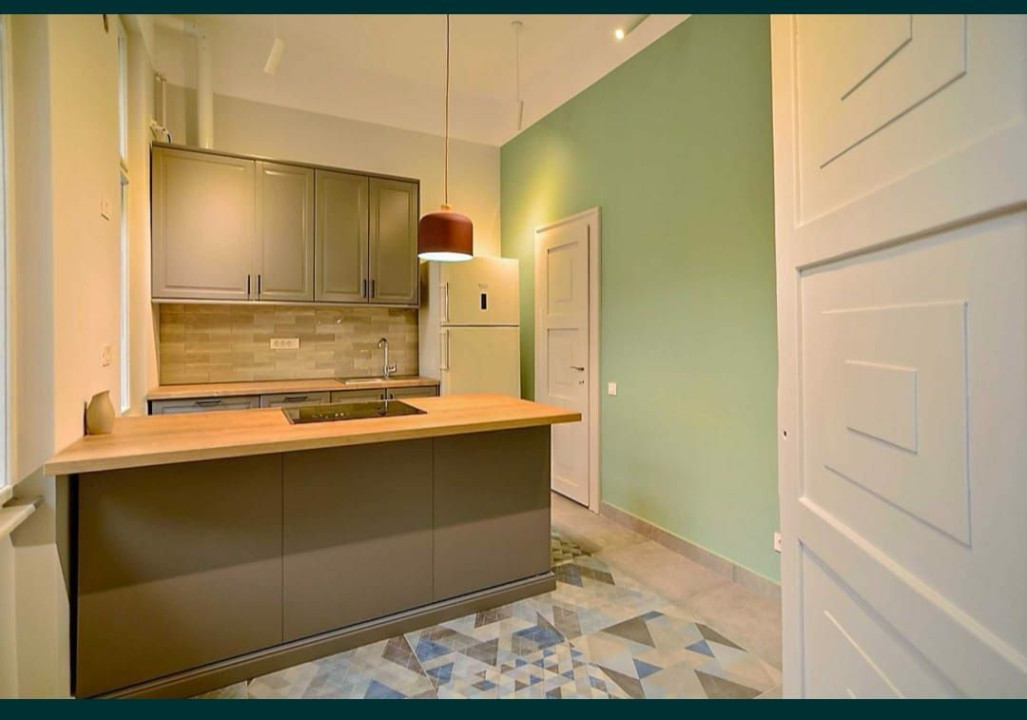 Vanzanza apartament de Lux, 100 mp- Ultracentral 