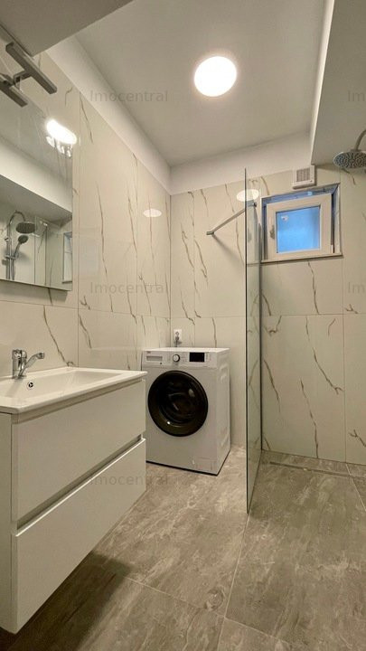 Inchiriere 2 camere + terasa 20mp