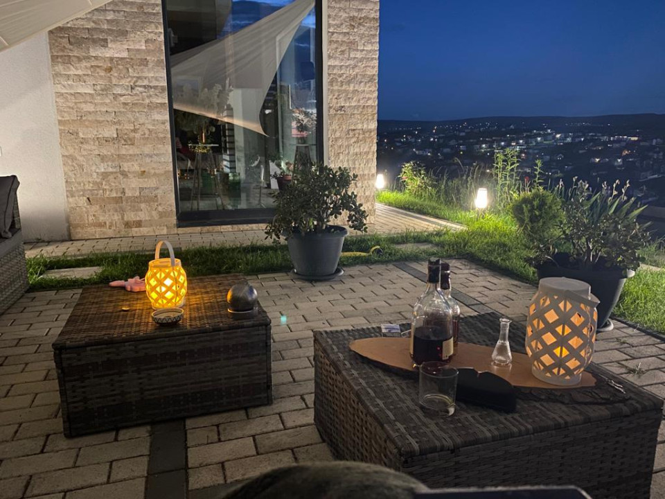 Casa de INCHIRIAT, panorama spre Orasul Cluj Napoca