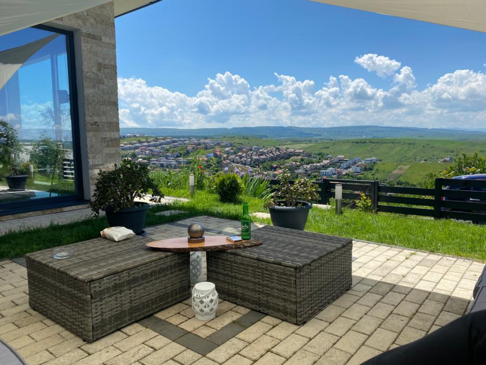 Casa de INCHIRIAT, panorama spre Orasul Cluj Napoca