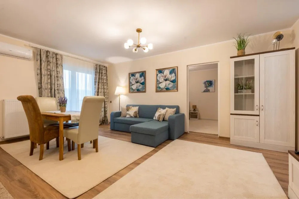 Apartament de LUX spatios, etaj intermediar - zona Iulius Mall