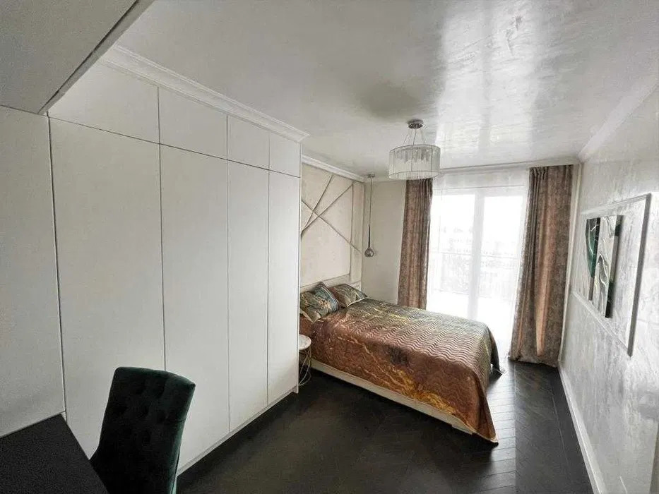 Inchiriere apartament cu BBQ si semineu zona strazii Paris
