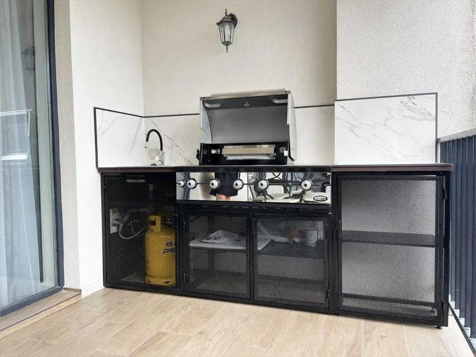 Inchiriere apartament cu BBQ si semineu zona strazii Paris