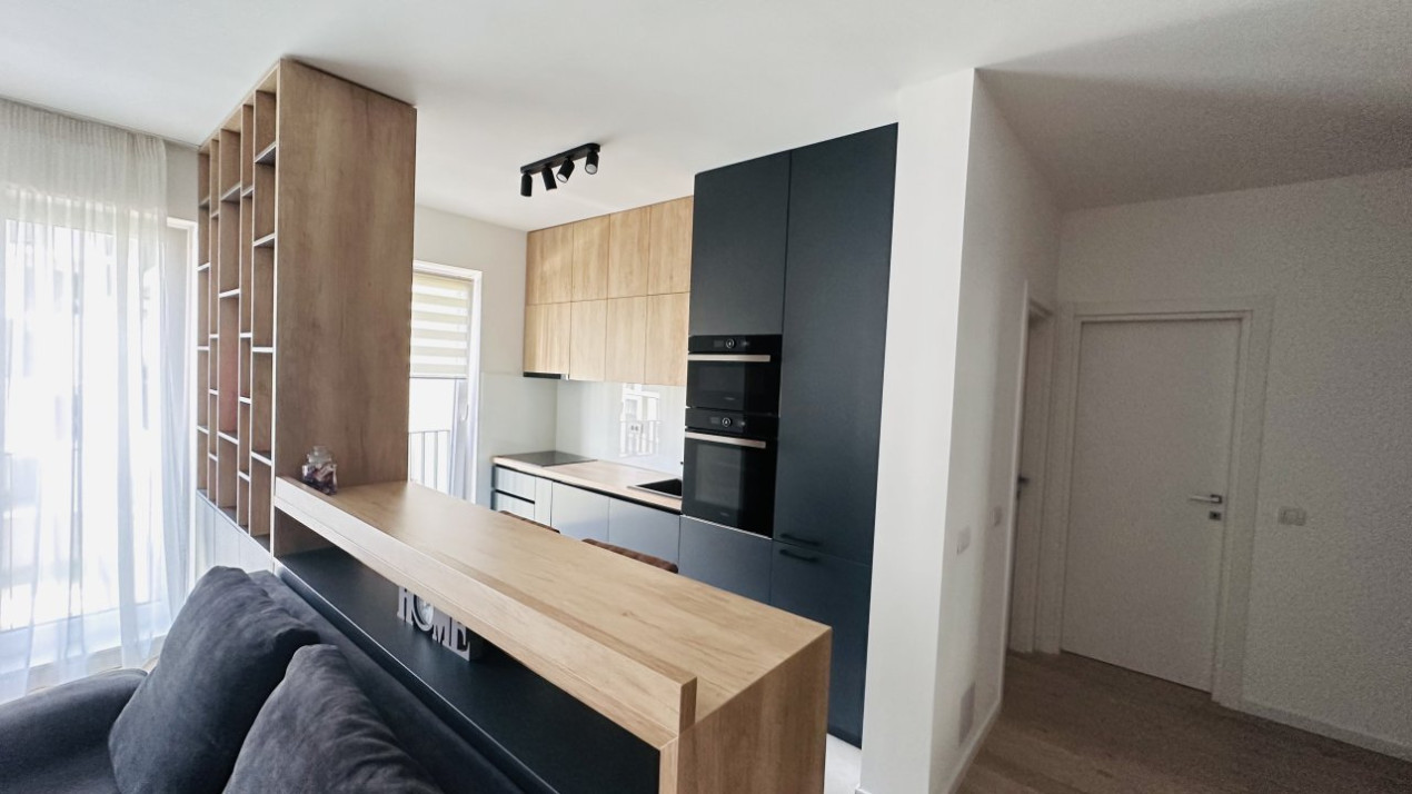 Apartament de LUX - zona The OFFICE, centru