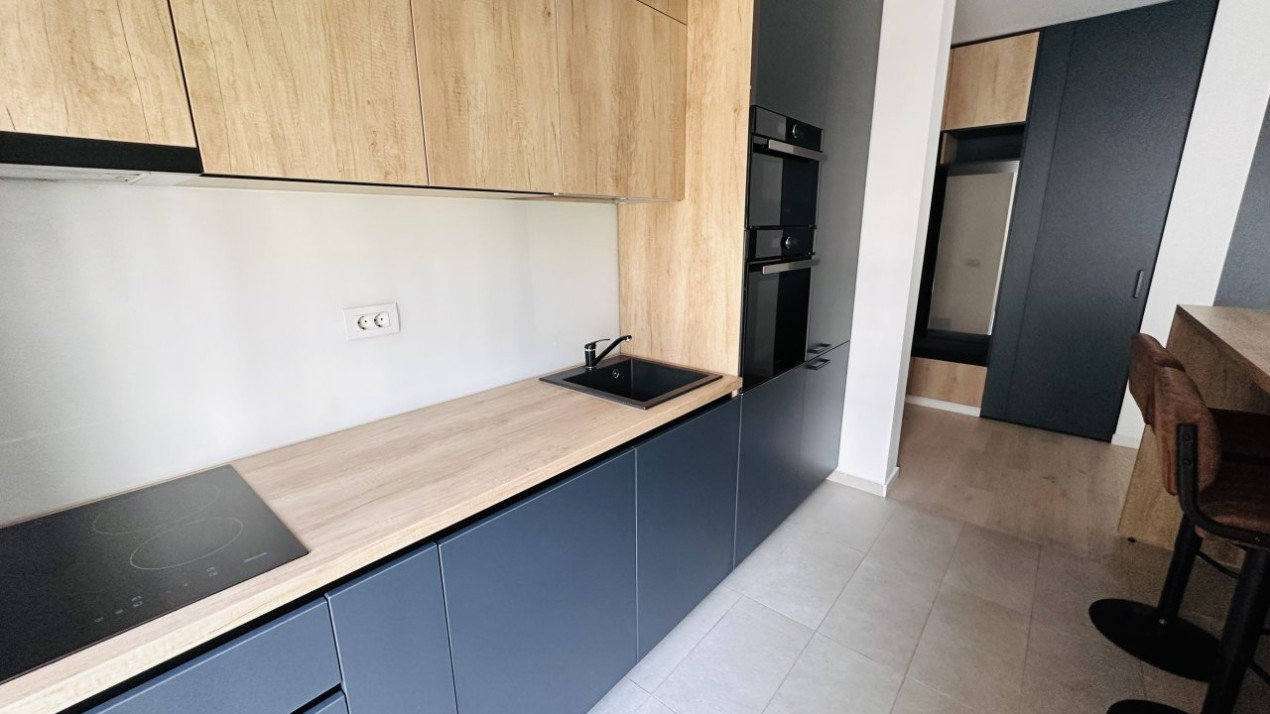 Apartament de LUX - zona The OFFICE, centru