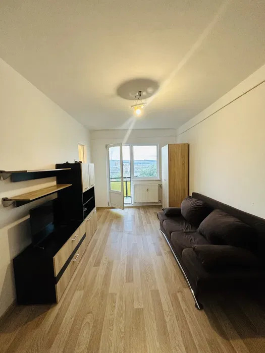 Garsoniera la cheie, renovata, zona Marasti