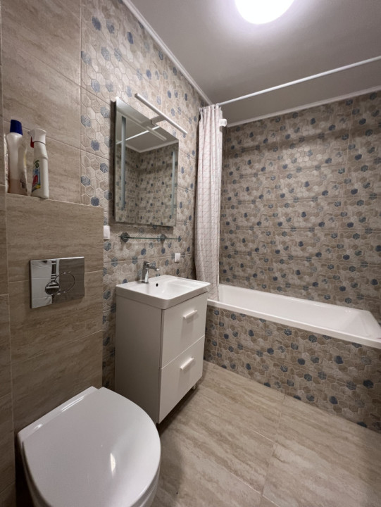 Apartament spațios cu 2 dormitoare și parcare, zona Tineretului