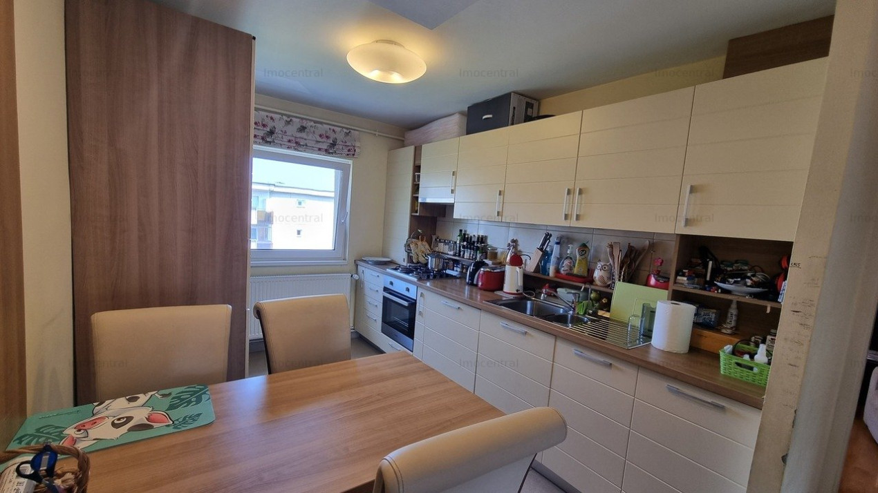Oportunitate! 4 camere, 2 bai, 2 balcoane - zona Profi