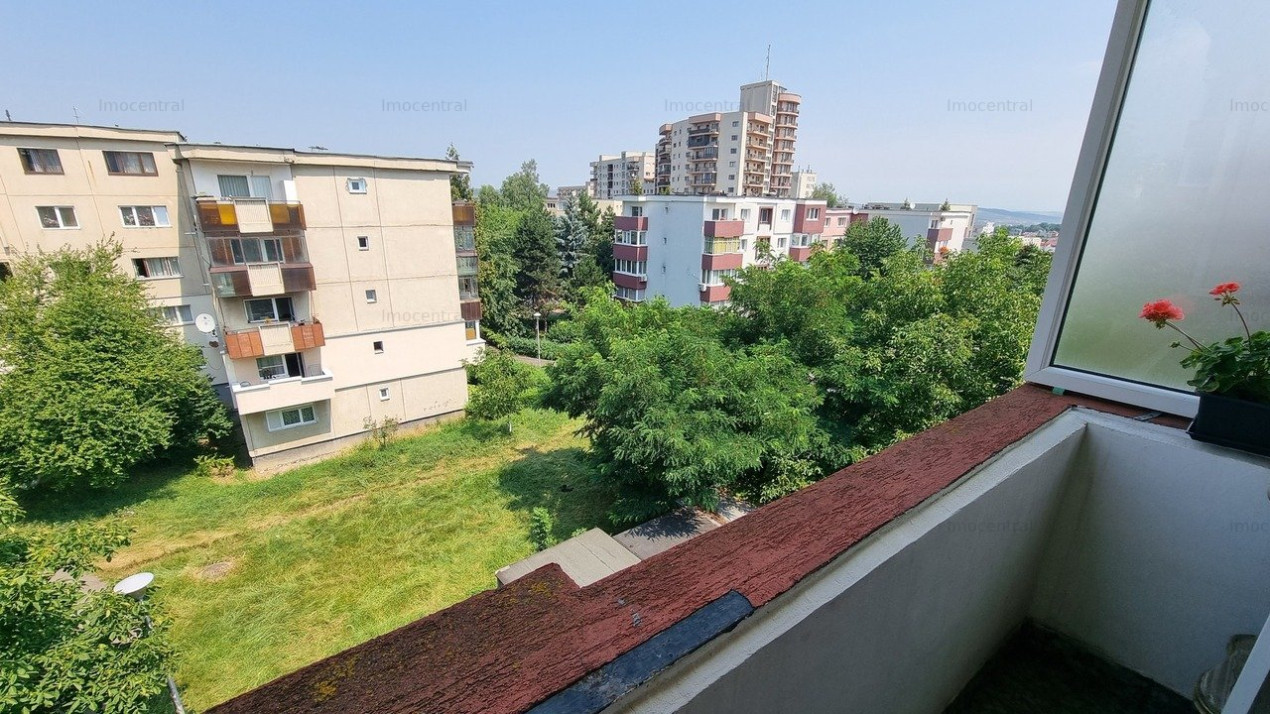 Oportunitate! 4 camere, 2 bai, 2 balcoane - zona Profi