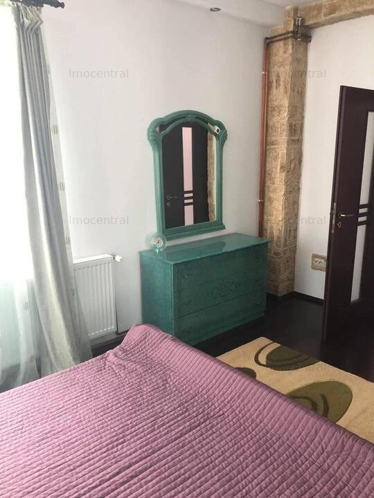 EXCLUSIVITATE: Casă pe str. Graurilor, în Dâmbu Rotund
