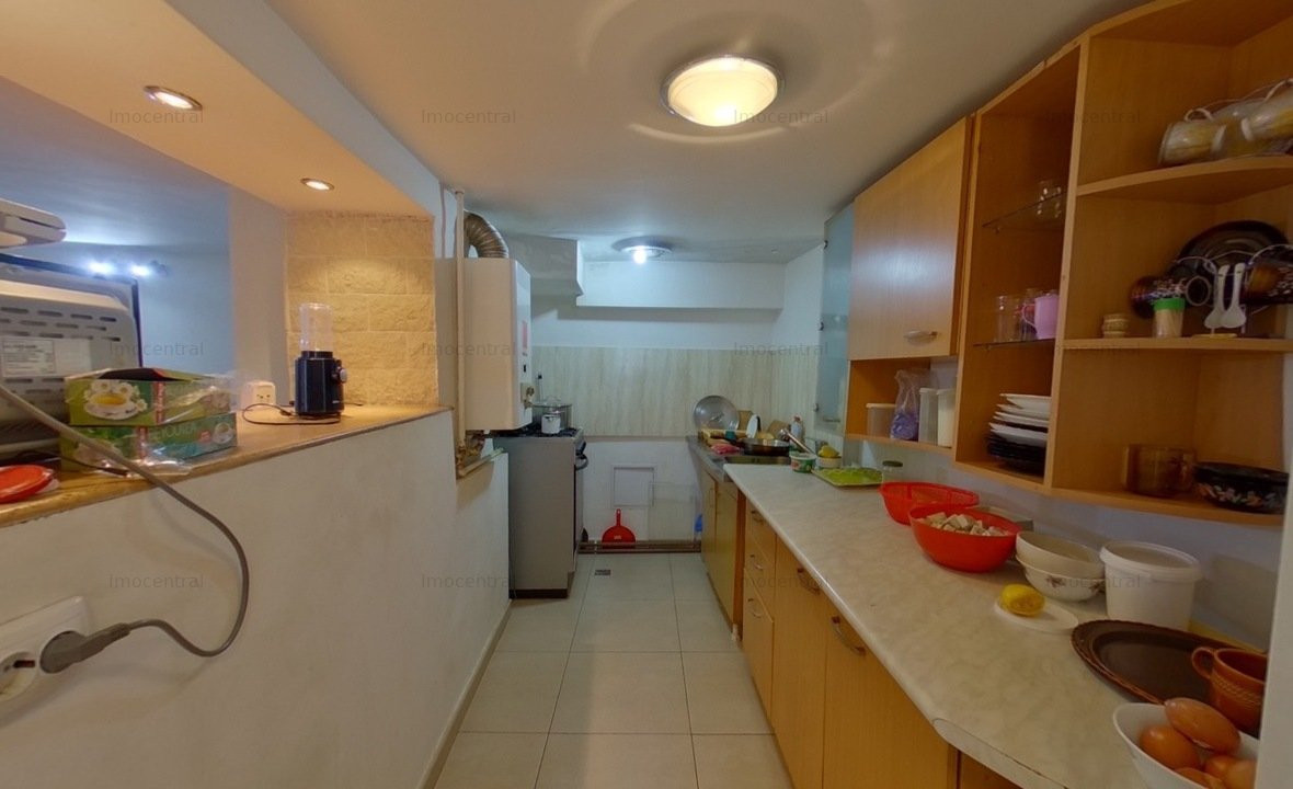 EXCLUSIVITATE: Casă pe str. Graurilor, în Dâmbu Rotund