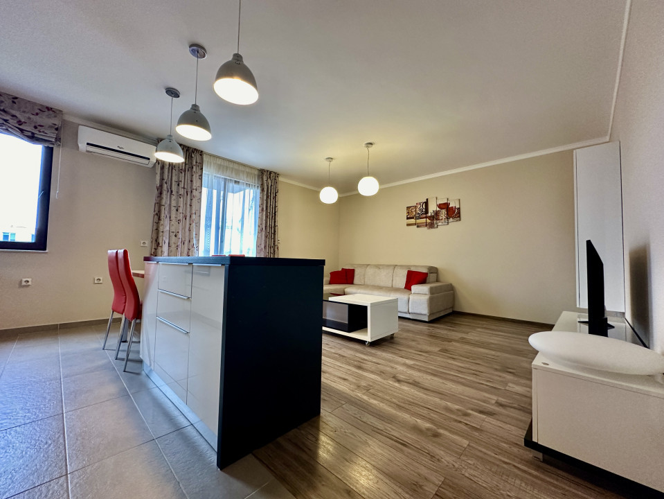 Apartament spațios, 2 camere, Riviera, lânga Iulius Mall