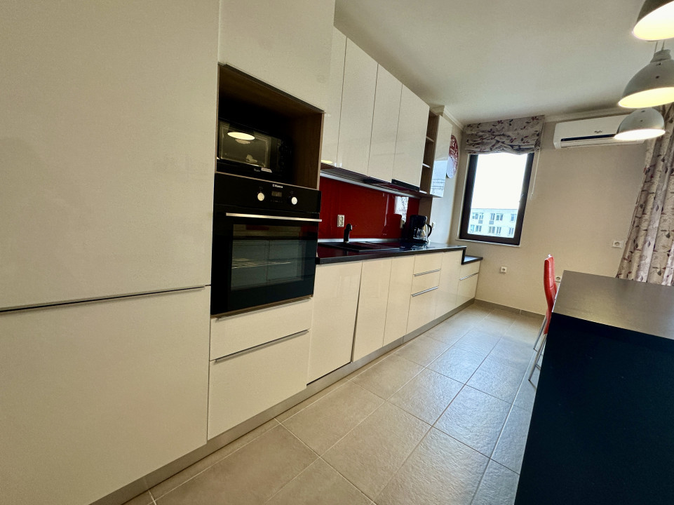 Apartament spațios, 2 camere, Riviera, lânga Iulius Mall