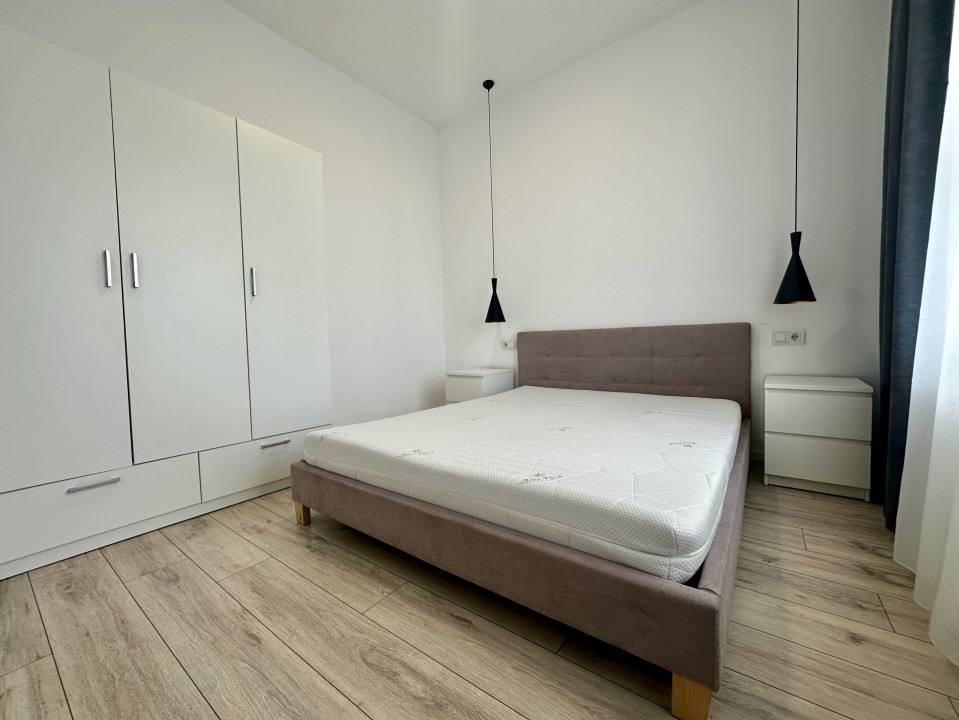 Apartament modern cu 2 camere de închiriat 