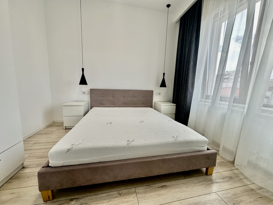 Apartament modern cu 2 camere de închiriat 