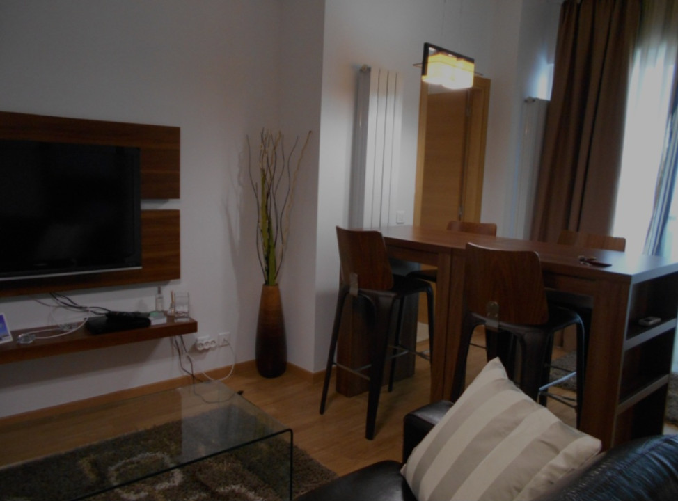 Apartament de inchiriat, panorama superba, Viva City