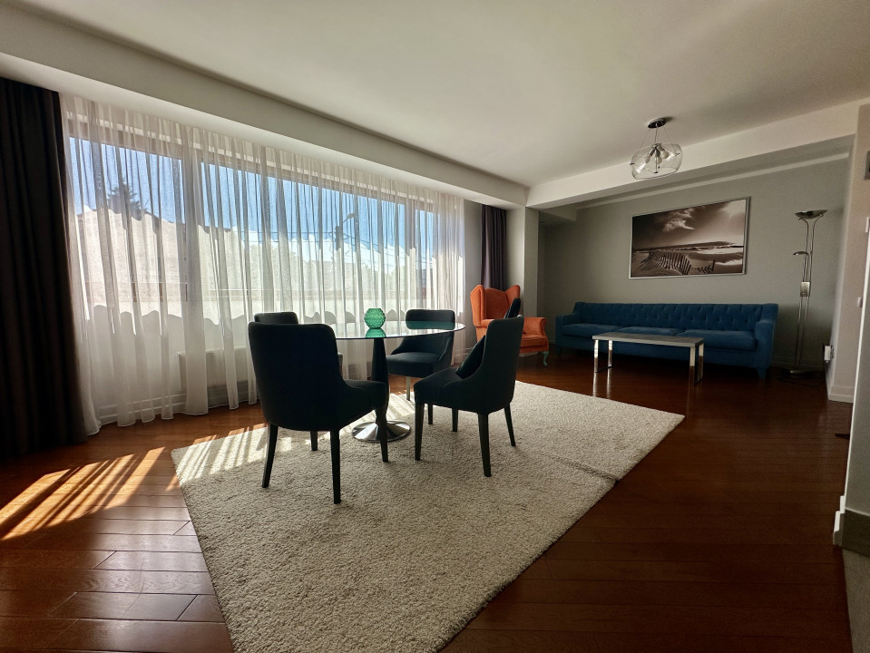 Apartament Ultrafinisat cu 3 camere în Andrei M. aproape de Transylvania College